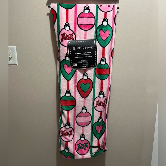 Betsey Johnson Other - Betsey Johnson Christmas throw blanket